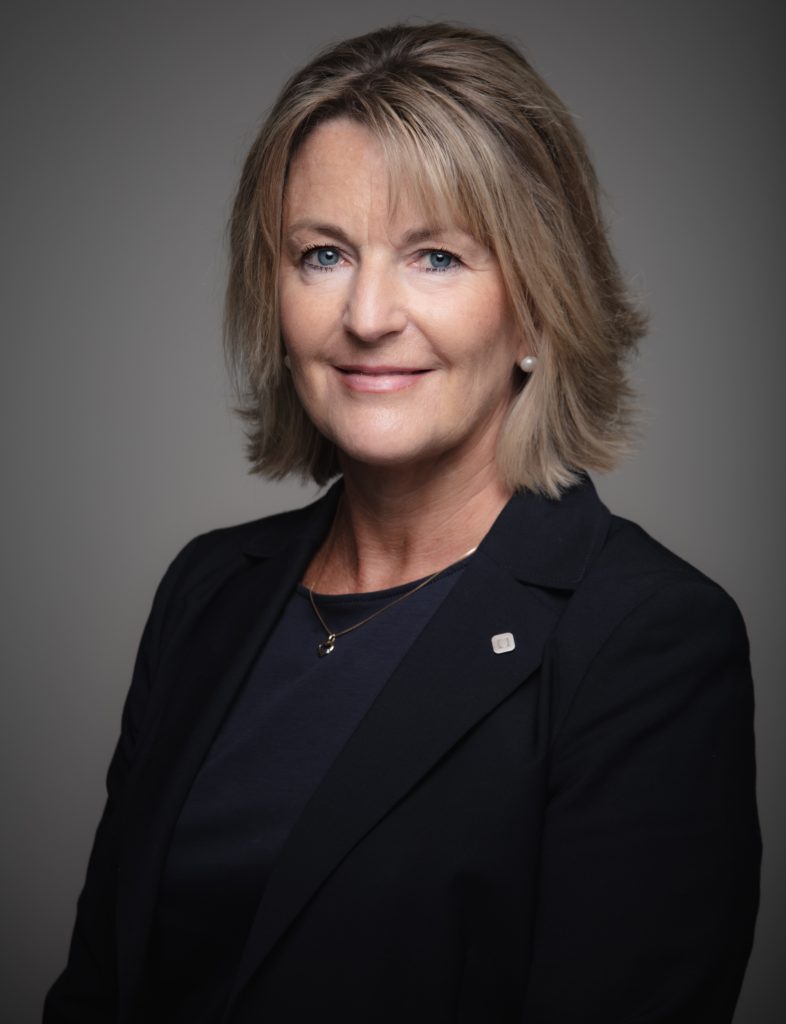 Dekan Ingrid Schjølberg er øverste leder ved Fakultet for Informasjonsteknologi og elektroteknikk. Foto: Geir Mogen