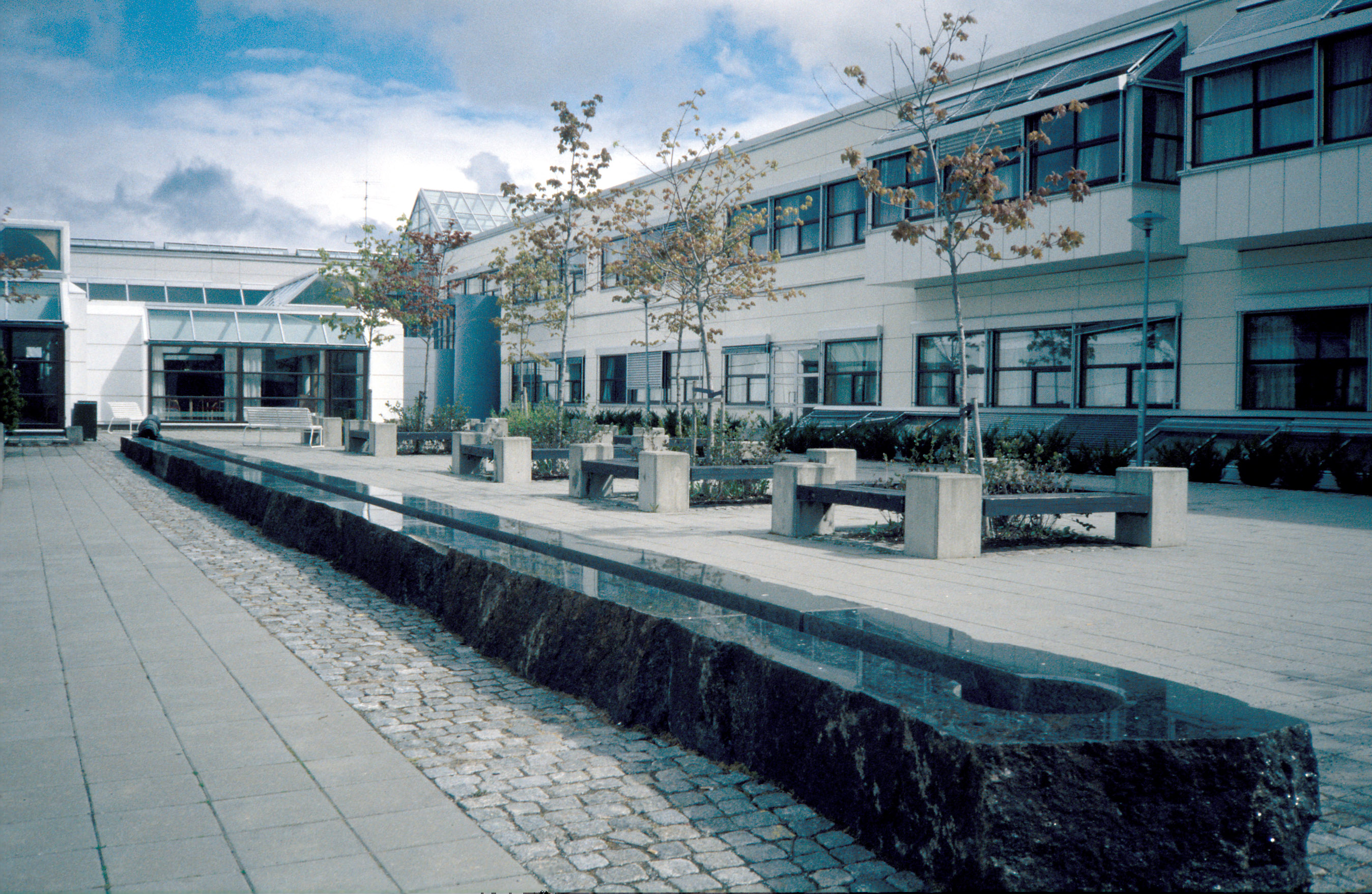 Campus Dragvoll utendørs. Foto.