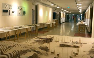 Utstilling av arkitekturmodeller på stripa i 2. etg, Sentralbygg1