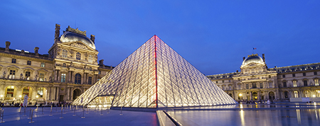 Louvre, Paris, Frankrike. Foto: Colourbox