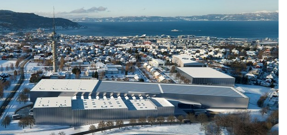 Vinterbilde av bygningene til Ocean Space Centre på Tyholt
