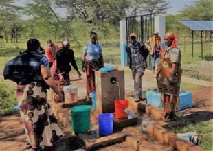 Vannforsyning fra brønn i landsbyen Dang’aida